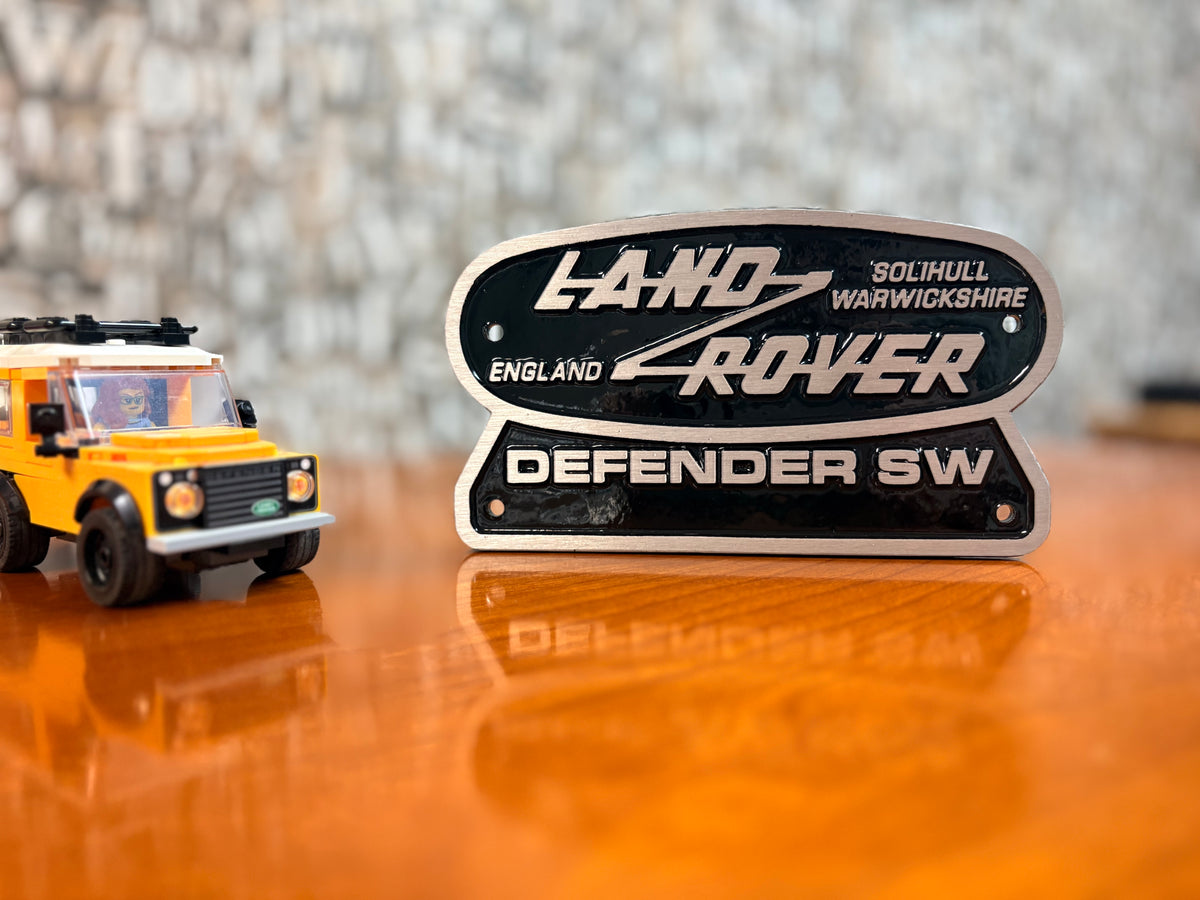 Cast aluminium Defender Station Wagon (FN6)